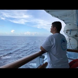 Meet your Posher, Victor